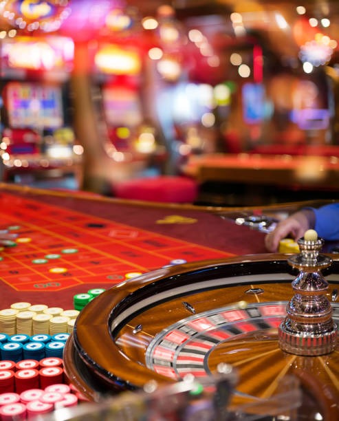 Selection of Dream Gaming slot games and live table options displayed on mobile and desktop